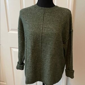 NWT Legendary Outfitters Cozy Sweater small oversized